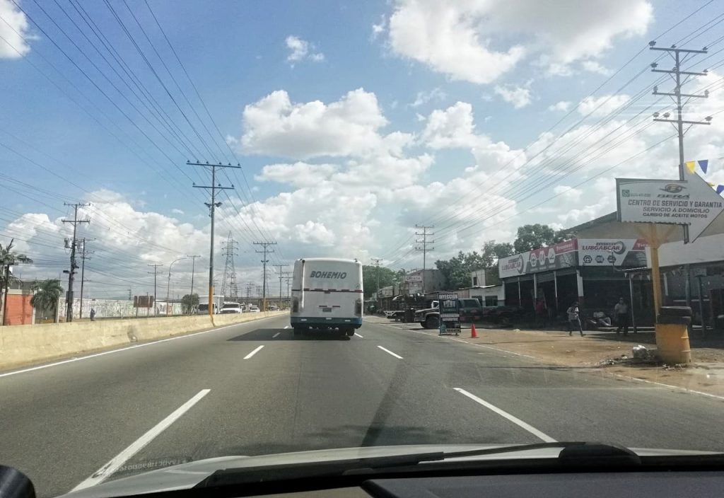 Imagen-Para-Carretera-Parque-Industrial-Naguanagua-Por-Tu Mercado Ferretero
