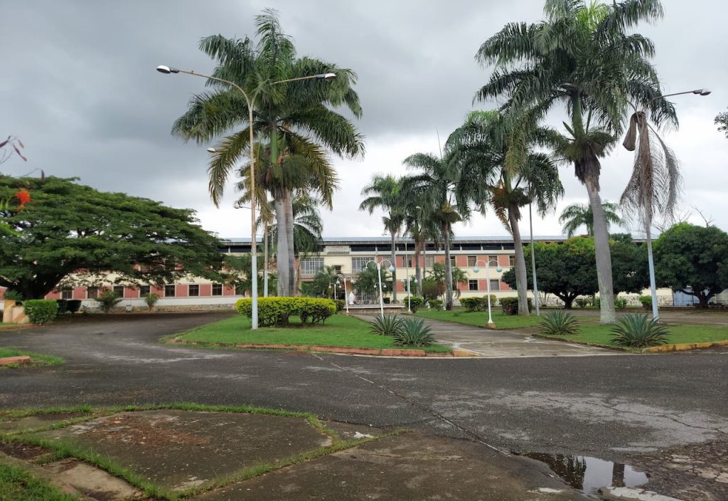 Imagen-Para-Casa-Hogar-Naguanagua-Por-Tu Mercado Ferretero