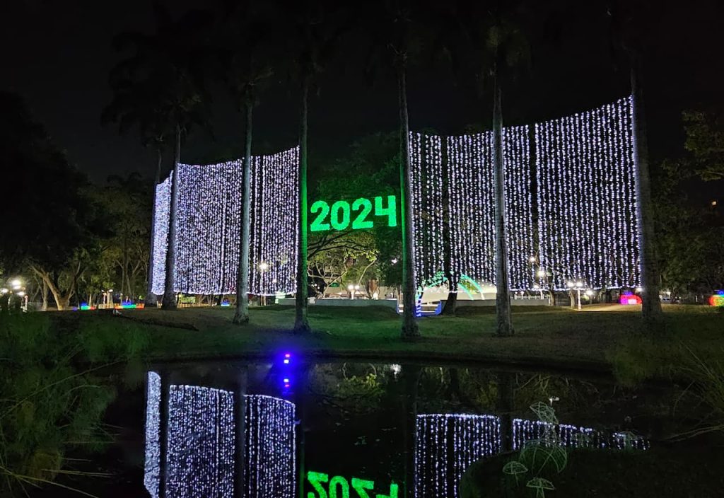 Imagen-Para-Parque-Adorno-De-Navidad-Año-Nuevo-Por-Tu Mercado Ferretero
